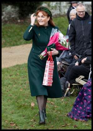 . 25 12 2023. Sandringham , United Kingdom. Sarah Ferguson leaving the Christmas Day church service in Sandringham, United Kingdom. Picture by Stephen Lock i-Images  xStephenxLockx xi-Imagesx IIM-24899-0058