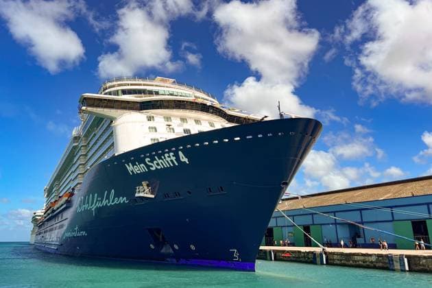 Symbolfoto kreuzfahrt karibik , kreuzfahrtschiff, urlaub, tui cruises mein schiff 4, *** Symbol photo cruise caribbean, cruise ship, vacation, tui cruises mein schiff 4,