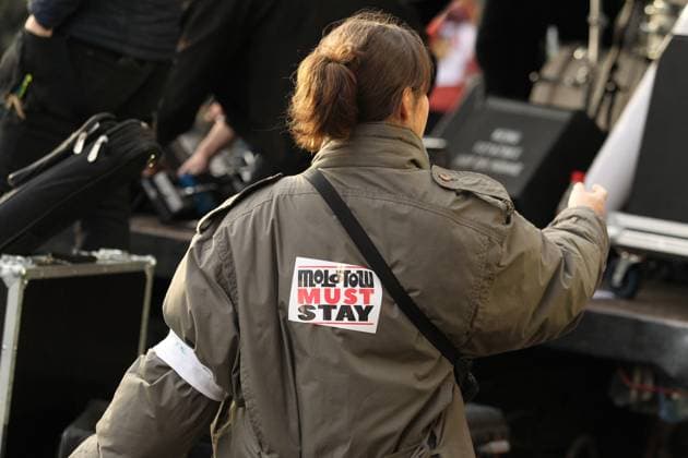 Kundgebung für den Erhalt des Molotow Musikclubs am Nobistor 14 auf der Reeperbahn. Tausende Menschen protestierten am Samstagnachmittag gegen die drohende Schließung des Kultclubs. Dem Betreiber wurde gekündigt, weil an der Stelle des Musikclubs ein Hotel der Me and All Hotel der Lindner-Gruppe entstehen soll. St. Pauli Hamburg