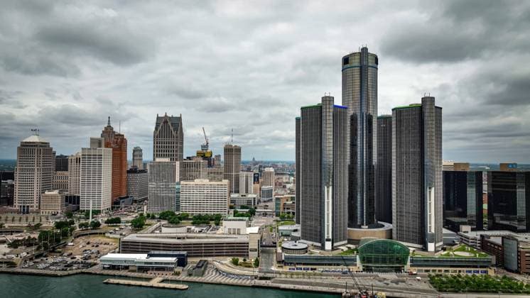 General Motors Headquarters at Renaissance Center in Detroit - aerial photography - DETROIT, MICHIGAN - JUNE 11, 2023 General Motors Headquarters at Renaissance Center in Detroit - aerial drone photography - DETROIT, MICHIGAN - JUNE 11, 2023 Copyright: xZoonar.com ÊrikxLattweinx 20455925
