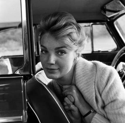 Der Schatz vom Toplitzsee Der Schatz vom Toplitzsee, aka Schüsse im Morgengrauen, Kriminalfilm, Deutschland 1959, Regie: Franz Antel, Darsteller: Sabine Sesselmann, Copyright: Kindermann Nur redaktionelle Nutzung. Editorial usage only. KIN_7401007242 EDITORIAL USE ONLY