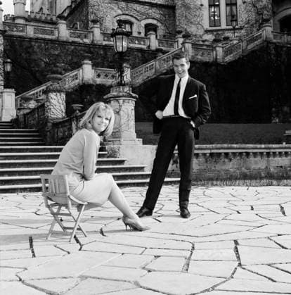 Wartezimmer zum Jenseits Wartezimmer zum Jenseits, Kriminalfilm nach dem Roman Mission to Siena von James Hadley Chase, Deutschland 1964, Regie: Alfred Vohrer, Darsteller: Hildegard Hilde Knef, Götz George, Copyright: Kindermann Nur redaktionelle Nutzung. Editorial usage only. KIN_7401007784 EDITORIAL USE ONLY