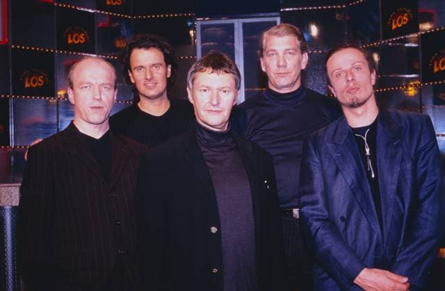 HAINDLING Haindling, Band aus Niederbayern, 1999, Bildmitte: Hans-Jürgen Buchner, Gründer der Band. Haindling, band from Lower Bavaria, 1999, photo: Hans-Jürgen Buchner, the founder of the Haindling band., Deutschland Copyright: kpa kpa_55050125 EDITORIAL USE ONLY