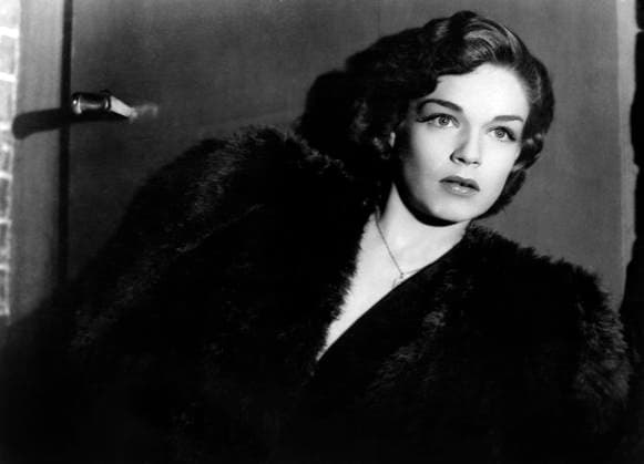 Simone Signoret, on-set of the French Film, Dedee (aka Dedee d Anvers), 1948  Copyright: xABxArchivex jtv003672
