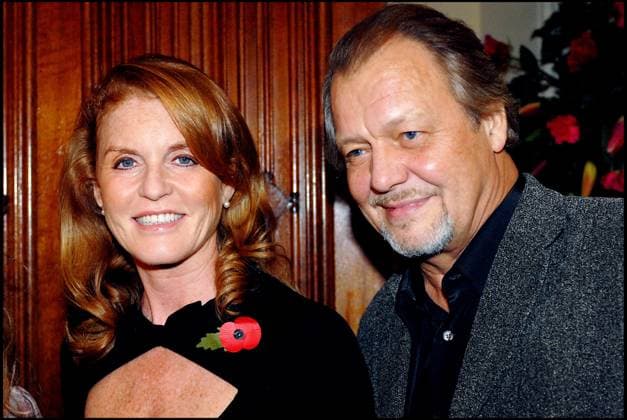 SARAH FERGUSON, LA DUCHESSE D YORK ET DAVID SOUL - VISITE PRIVEE DE L EXPOSITION DU PHOTOGRAPHE ALISTAIR MORRISON DANS LA GALERIE THE NEW LODGE MUSE GALLERY A WINDSOR Sarah, The Duchess of York and David Soul at a private view of Alistair Morrison s photographs at The New Lodge Muse Gallery, Windsor. Windsor Royaume Uni  Copyright: xGOFFxINFx xBESTIMAGExGOFFxINFx xBESTIMAGEx