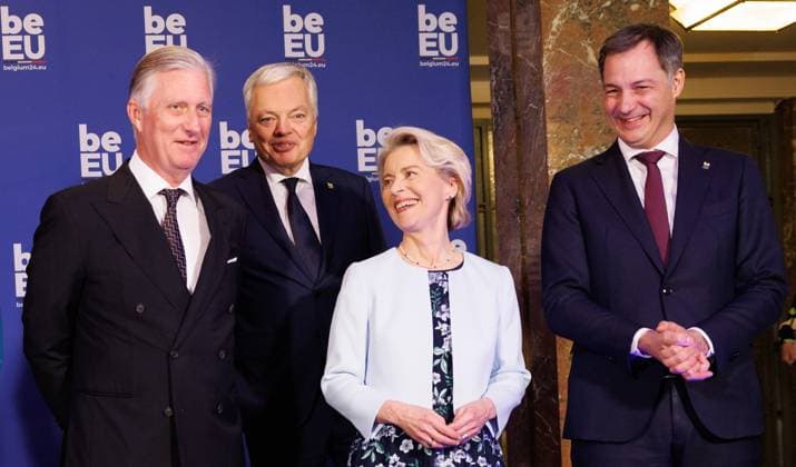 Bilder des Jahres 2024, Entertainment 01 Januar Entertainment Themen der Woche KW01 Entertainment Bilder des Tages King Philippe - Filip of Belgium, EU Commissioner for Justice Didier Reynders, European Commission president Ursula Von der Leyen and Prime Minister Alexander De Croo pictured at the opening event of the Belgian Presidency of the Council of the European Union in honor of the King and Queen, in Bozar, Friday 05 January 2024. Organized by the Chancellery of the Prime Minister in collaboration with the Communities and Regions, the concert will be conducted by composer and pianist J. Neve who will be joined by an orchestra of musicians from all over the country. The evening is structured around a musical work by Neve, a tribute to the work of a number of Belgian artists of international stature and performances by special guests Gatto, Sue and  BENOITxDOPPAGNE 83551938