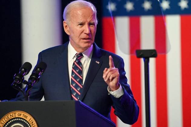 News Themen der Woche KW01 News Bilder des Tages January 5, 2024, Blue Bell, Pennsylvania, USA: JOE BIDEN, President of the United States of America, give remarks on the eve of the third anniversary of the January 6th breach of the capital in Washington DC. Blue Bell U.S. - ZUMArf1_ 20240105_zaf_rf1_012 Copyright: xRickyxFitchettx
