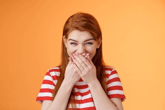 haha very funny. Silly tender cheerful redhead girl laughing, giggle hilarious joke, cover mouth press palms lips chuckling silent, mocking friend, stand upbeat orange background, haha very funny. Silly tender cheerful redhead girl laughing, giggle hilarious joke, cover mouth press palms lips chuckling silent, mocking friend, stand upbeat orange background. Copy space ,model released, Symbolfoto Copyright: xZoonar.com PhongthornxHiranlikhitx 17892265 ,model released, Symbolfoto ,property released
