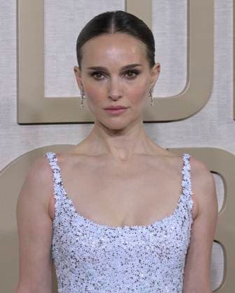 81st Annual Golden Globe Awards 07 January 2024 - Beverly Hills, California - Natalie Portman. 81st Annual Golden Globe Awards at The Beverly Hilton Hotel. Photo Credit: Billy Bennight AdMedia Beverly Hills California United States EDITORIAL USE ONLY  Copyright: xx BillyxBennightx admphotostwo870554
