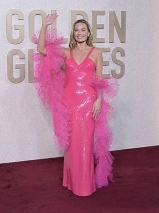 81st Annual Golden Globe Awards 07 January 2024 - Beverly Hills, California - Margot Robbie. 81st Annual Golden Globe Awards at The Beverly Hilton Hotel. Photo Credit: Billy Bennight AdMedia Beverly Hills California United States EDITORIAL USE ONLY  Copyright: xx BillyxBennightx admphotostwo870573