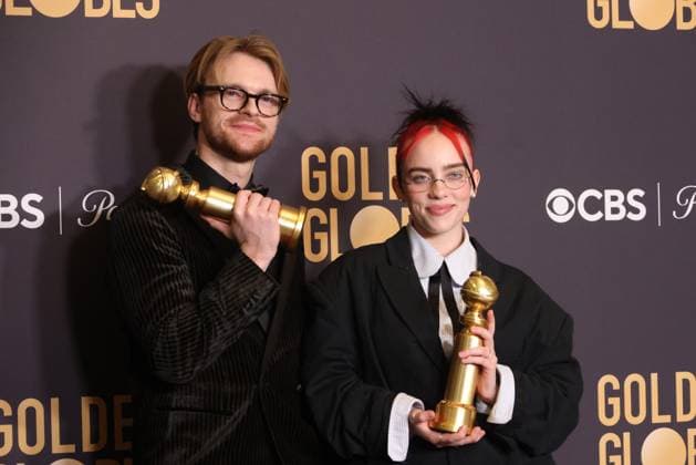 January 7, 2024, Beverly Hills, CA, USA: Billie Eilish, winners of the Best Original Song - Motion Picture award for What Was I Made For? pose in the press room during the 81st Annual Golden Globe Awards at The Beverly Hilton on January 07, 2024 in Beverly Hills, California. Beverly Hills USA - ZUMAs181 20240107_zea_s181_425 Copyright: xCraSHx