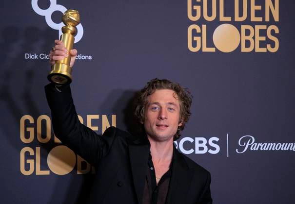January 7, 2024, Beverly Hills, California, USA: Jeremy Allen White in the press room of the 81st Annual Golden Globe Awards on Sunday January 7, 2024 at The Beverly Hilton Hotel in Beverly Hills, California. ARIANA RUIZ PI Beverly Hills USA - ZUMAp124 20240107_zaa_p124_126 Copyright: xArianaxRuizx