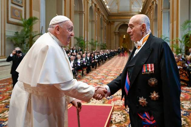 News Themen der Woche KW02 News Bilder des Tages Italy, Rome, Vatican, 2024 1 8 .Pope Francis greets the members of the Diplomatic Corps accredited to the Holy See, whom he receives in private audience. Royal Hall, Vatican . Photograph by VATICAN MEDIA Catholic Press Photo  Copyright: xVATICANxMEDIAx xipa-agency.netx xVaticanxMediax IPA_Agency_IPA42563087