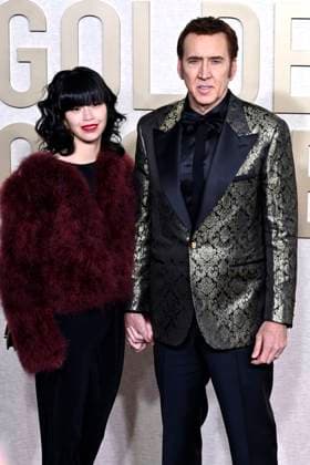 Nicolas Cage mit Ehefrau Riko Shibata bei der Verleihung der 81. Golden Globe Awards im Beverly Hilton Hotel. Beverly Hills, 07.01.2024