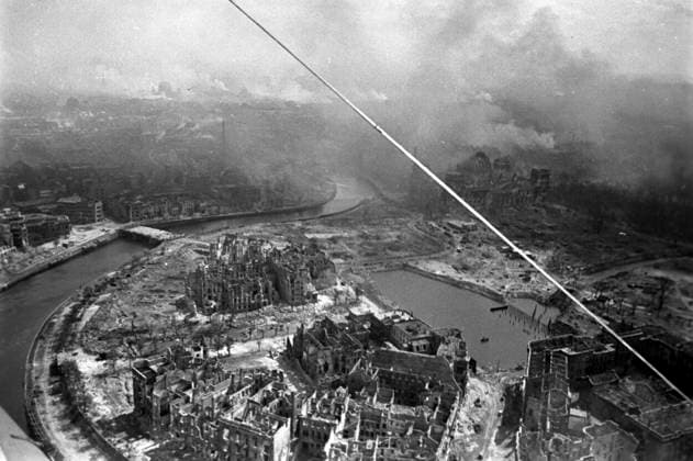 Great Patriotic War 5620634 02.05.1945 The Great Patriotic War (1941-1945). The Berlin strategic offensive, April 16 - May 8, 1945. Berlin as seen from a plane. May 1945. Knorring Berlin Germany  Copyright: xKnorringx