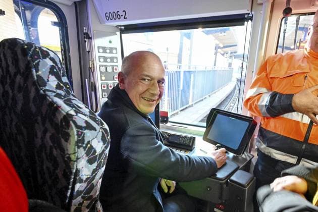 News Themen der Woche KW02 Neuer U-Bahnzug für Berlin ** NUR FÜR REDAKTIONELLE ZWECKE ** EDITORIAL USE ONLY **<p>Kai Wegner (CDU, Regierender Bürgermeister von Berlin), Manja Schreiner (CDU, Senatorin für Mobilität, Verkehr, Klimaschutz und Umwelt), Henrik Falk (Vorstandsvorsitzender der BVG), Dr. Rolf Erfurt (Vorstand Betrieb der BVG), Jenny Zeller (Vorständin Personal und Soziales der BVG) und Jure Mikolcic (CEO Stadler Deutschland) stellen den neuen U-Bahnzug für Berlin vor. Deutschlands größtes Nahverkehrsunternehmen stellt gemeinsam mit dem Hersteller Stadler das erste Testfahrzeug der neuen Zuggeneration für die Berliner U-Bahn vor, fotografiert am 11.01.2024 in Berlin. Deutschland Berlin Berlin Copyright: MaurizioxGambarini *** New underground train Copyright: MaurizioxGambarini doc7tnhpz38fd070nh0e24 ,EDITORIAL USE ONLY