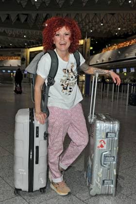 RTL - Dschungelcamp 2024. Lucy Diakovska anläßlich der Abreise der Kandidaten der RTL - Sendung Ich bin ein Star - holt mich hier raus zum Dschungel-Camp 2024 in Australien am 11.01.2024 auf dem Flughafen Frankfurt Main. 20240111MWI117512 *** RTL Dschungelcamp 2024 Lucy Diakovska on the occasion of the departure of the candidates of the RTL program Ich bin ein Star holt mich hier raus to the Jungle Camp 2024 in Australia on 11 01 2024 at Frankfurt Main Airport 20240111MWI117512