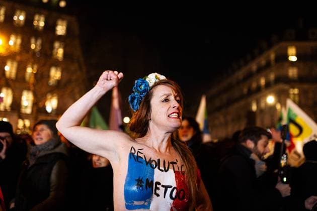 Bilder des Jahres 2024, News 01 Januar News Themen der Woche KW02 January 11, 2024, Paris, France: (EDITORS NOTE: Image contains nudity).A naked topless woman makes a gesture during the feminist demonstration. Several feminist associations call for rallies all over France to defend victims of sexual violence and to denounce Emmanuel Macron™s support for GÃ rard Depardieu, indicted for rape. In Paris, dozens of demonstrators gathered at Place St. Augustin to protest against sexual violence. Paris France - ZUMAs197 20240111_aab_s197_087 Copyright: xTelmoxPintox