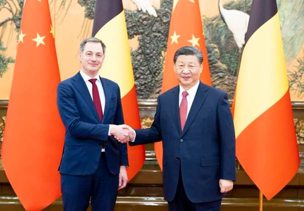 News Themen der Woche KW02 News Bilder des Tages (240112) -- BEIJING, Jan. 12, 2024 -- Chinese President Xi Jinping meets with Prime Minister of the Kingdom of Belgium Alexander De Croo at the Great Hall of the People in Beijing, capital of China, Jan. 12, 2024. ) CHINA-BEIJING-XI JINPING-BELGIUM-PM-MEETING (CN) HuangxJingwen 
