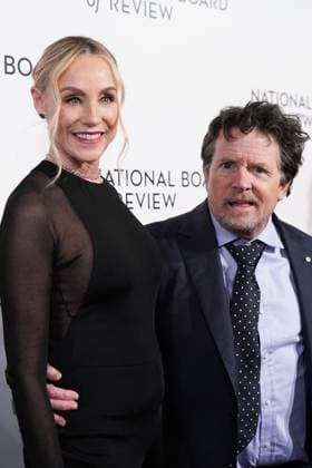 RECORD DATE NOT STATED Tracy Pollan, Michael J Fox at arrivals, The National Board of Review Annual Awards Gala 2024, Cipriani 42nd Street, New York, NY, United States, January 11, 2024. (Photo by: Kristin Callahan Everett Collection) PUBLICATIONXNOTxINxCANxCHNxFRAxITAxJPNxNORxPOLxRUSxESPxUKxUSA
