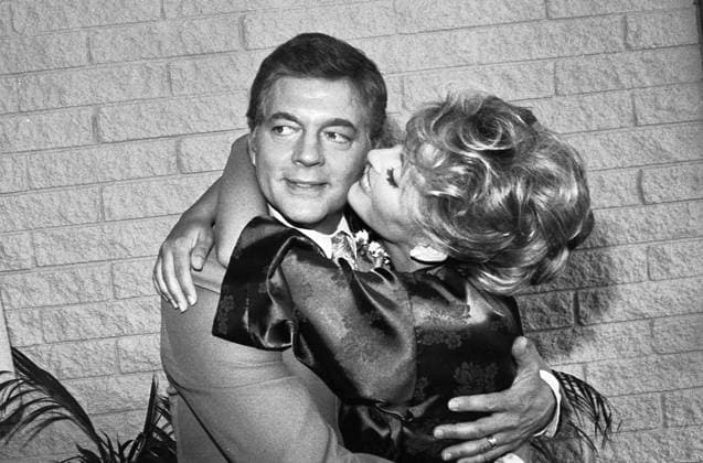 **FILE PHOTO** Bill Hayes Has Passed Away. Bill Hayes and Susan Seaforth Hayes on July 30, 1982. Copyright: xMediaPunchx