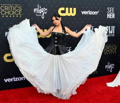 Entertainment Themen der Woche KW02 Ariana Greenblatt attends the 29th annual Critics Choice Awards at the Barker Hanger in Santa Monica, California on Sunday, January 14, 2024.  LAP20240114161 JIMxRUYMEN