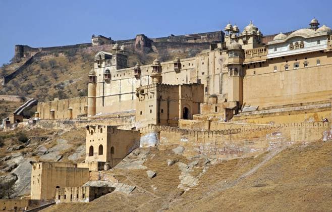 Amer Fort, Amber Fort, Palast aus rotem Sandstein in Amer bei Jaipur, Rajasthan, Indien, Asien *** Amer Fort, Amber Fort, Palace from red Sandstone in Amer at Jaipur, Rajasthan, India, Asia Copyright: imageBROKER alimdix xArterrax xMaricaxvanxderxMeer ibltsm10041546.jpg