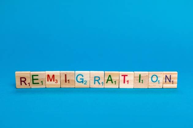 Remigration - Unwort des Jahres DEU Deutschland Illustration, 15.01.2024, Remigration - Unwort des Jahres 2023, Symbolfoto. *** Remigration Unword of the Year DEU Germany illustration, 15 01 2024, Remigration Unword of the Year 2023, symbolic photo AF_IMG_23376.jpeg