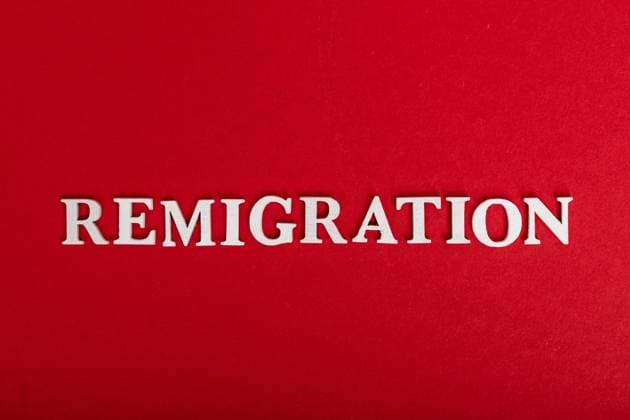 Remigration - Unwort des Jahres DEU Deutschland Illustration, 15.01.2024, Remigration - Unwort des Jahres 2023, Symbolfoto. *** Remigration Unword of the Year DEU Germany illustration, 15 01 2024, Remigration Unword of the Year 2023, symbolic photo AF_IMG_23390.jpeg