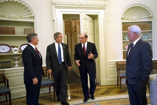 **PRESIDENT BUSH TALKS WITH FEDERAL RESERVE BOARD** President George W. Bush talks to Federal Reserve Board Chairman Alan Greenspan, Treasury Secretary Paul O Neill and White House Chief of Staff Andy Card after their lunch meeting Thursday, August 1, 2002. White House Credit:2002 owen db BVlack Star EDITORIAL USE ONLY Copyright: x2002xowenxdbx xBlackxStarx owenxdbx Greenspan P20383-01a