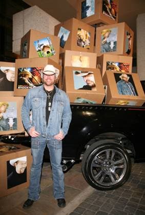 Toby Keith Sells 50 Million Records 27 February, 2007 - Nashville, Tennessee - Toby Keith. Singer Songwriter Toby Keith was honored for selling 50 million records at BMI Headquarters. Photo Credit: Randi Radcliff AdMedia Nashville TN United States EDITORIAL USE ONLY  Copyright: xRandixRadcliff AdMediax RandixRadcliffx admphotos172742