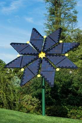 Solar panels flower design Solar panels in the form of a flower, Longwood Gardens, Pennsylvania, USA. Kennett Square Pennsylvania United States EDITORIAL USE ONLY Copyright: xJohnxGreimx JohnxGreimx jgrmphotos002149