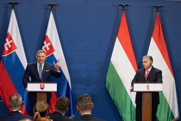 News Themen der Woche KW03 (240116) -- BUDAPEST, Jan. 16, 2024 -- Hungarian Prime Minister Viktor Orban (R, Rear) and Slovak Prime Minister Robert Fico (L, Rear) attend a joint press conference in Budapest, Hungary, on Jan. 16, 2024. Slovakia s Prime Minister Robert Fico on Tuesday pledged his support for Hungary in various fields in the European Union (EU). (Photo by Xinhua) HUNGARY-BUDAPEST-PM-SLOVAKIA-PM-PRESS CONFERENCE AttilaxVolgyi 