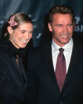 Arnold Schwarzenegger Heidi Klum 2000 Arnold Schwarzenegger Heidi Klum John Barrett PHOTOlink. EDITORIAL USE ONLY Copyright: xx PhotoxByxJohnxBarrett PHOTOlink.netx phlphotos416354