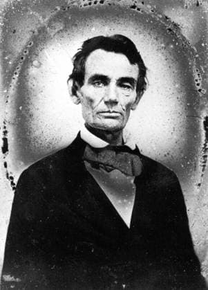 Abraham Lincoln (1809-1865) This is a portrait of Abraham Lincoln that was taken August 26, 1858 in Macomb, Illinois. EDITORIAL USE ONLY Copyright: xx 16.010 T.xP.xPearsonx picturehistory002280