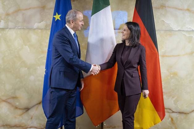 News Themen der Woche KW03 News Bilder des Tages Bundesaussenministerin Annalena Baerbock, Buendnis90 Die Gruenen, trifft den Aussenminister von Irland Micheal Martin Berlin, 18.01.2024. Fotografiert im Auftrag des Auswaertigen Amts. Berlin Deutschland *** Federal Foreign Minister Annalena Baerbock, Buendnis90 Die Gruenen, meets the Foreign Minister of Ireland Micheal Martin Berlin, 18 01 2024 Photographed on behalf of the Federal Foreign Office Berlin Germany Copyright: xThomasxImox