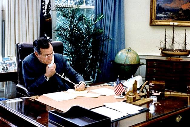 Bush Speaks to Gorbachev by Phone Washington, D.C. - February 22, 1991 -- United States President George H.W. Bush speaks with President Mikhail Gorbachev of the Union of Soviet Socialist Republics (U.S.S.R.) concerning the Persian Gulf situation on February 22, 1991. Credit: Susan Biddle - White House via CNP Washington District of Columbia United States of America EDITORIAL USE ONLY Copyright: xx SusanxBiddlex cnpphotos008481