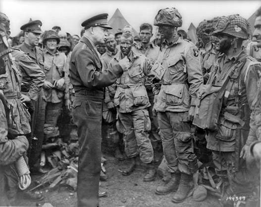 Eisenhower Gives Orders to Troops England, GBR - June 6, 1944 -- General Dwight D. Eisenhower giving orders to American paratroopers in England on D-Day, June 6, 1944. Credit: U.S. Army CNP England Great Britain EDITORIAL USE ONLY Copyright: xx U.S.xArmyx cnpphotos008523