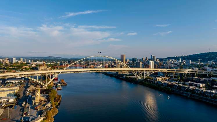 Portland Oregon Skyline USA Aerial view of the city of Portland in the Pacific Northwest and the largest city in the U.S. state of Oregon. Copyright: xZoonar.com WalterxGxArcexSrxGrindstonexMediaxGroup ASPxIncx 20789470