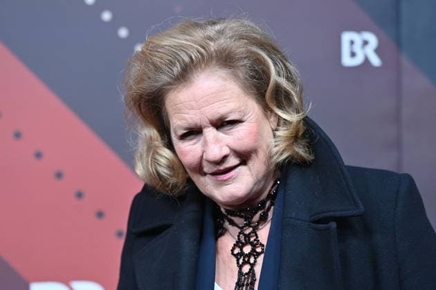 Suzanne von Borsody (Schauspielerin), Einzelbild,angeschnittenes Einzelmotiv,Portraet,Portrait,Porträt. Roter Teppich,Red Carpet,Bayerischer Filmpreis 2023 am 19.09.2024 im Prinzregententheater in Muenchen.
