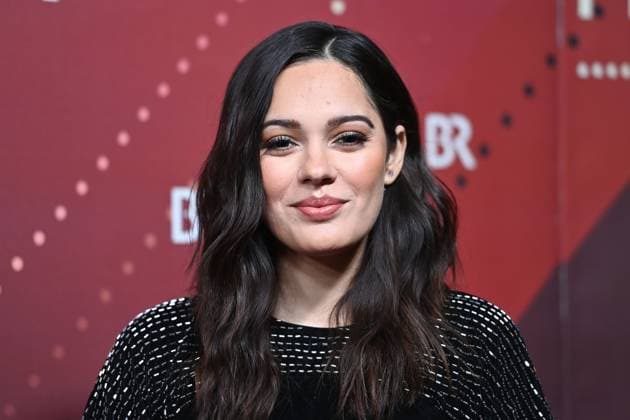 Nilam Farooq (Schauspielerin), Einzelbild,angeschnittenes Einzelmotiv,Portraet,Portrait,Porträt. Roter Teppich,Red Carpet,Bayerischer Filmpreis 2023 am 19.09.2024 im Prinzregententheater in Muenchen.