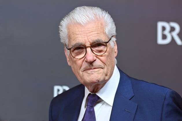 Sky Du Mont (Schauspieler), Einzelbild,angeschnittenes Einzelmotiv,Portraet,Portrait,Porträt. Roter Teppich,Red Carpet,Bayerischer Filmpreis 2023 am 19.09.2024 im Prinzregententheater in Muenchen.