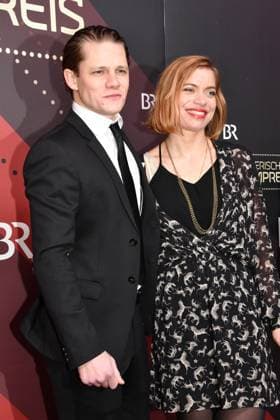 Max von der Groeben und Liliane Amuat Verleihung des Bayerischen Filmpreis Prinzregenten Theater München 19. Januar 2024