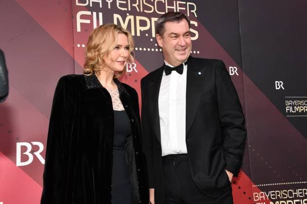 Veronica Ferres und Markus Söder Verleihung des Bayerischen Filmpreis Prinzregenten Theater München 19. Januar 2024