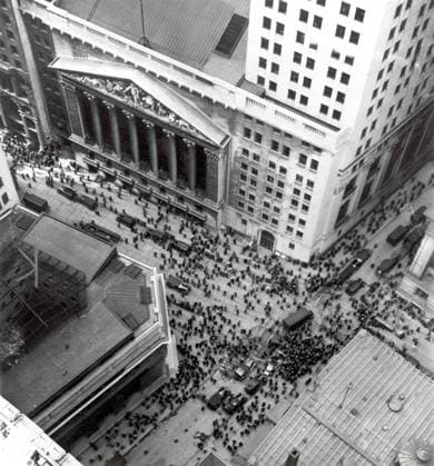 Aerial View of Wall Street Around 1929 This is an aerial view of Wall Street around the time of the stock market crash in 1929. New York City NY United States EDITORIAL USE ONLY Copyright: xx 1920.0148 x picturehistory005920