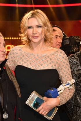 Veronica Ferres Verleihung des Bayerischen Filmpreis Party Preisträger Prinzregenten Theater München 19. Januar 2024
