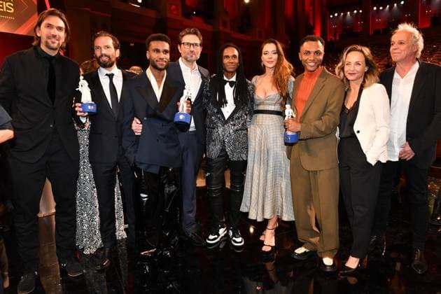 Simon Verhoeven, Tijan Njie, Veronica Ferres, Fabrice Morvan, und Elan Ben Ali Verleihung des Bayerischen Filmpreis Party Preisträger Prinzregenten Theater München 19. Januar 2024