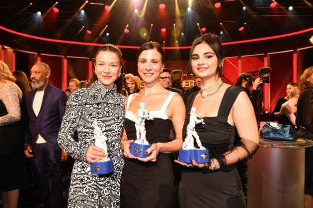 Hannah Herzsprung Aylin Tezel und Bayan Layla Verleihung des Bayerischen Filmpreis Party Preisträger Prinzregenten Theater München 19. Januar 2024