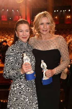 Hannah Herzsprung und Veronica Ferres Verleihung des Bayerischen Filmpreis Party Preisträger Prinzregenten Theater München 19. Januar 2024