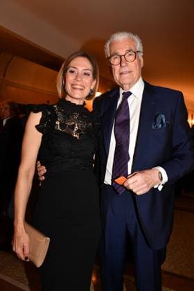 Julia Schütze und Sky Du Mont Verleihung des Bayerischen Filmpreis Party Preisträger Prinzregenten Theater München 19. Januar 2024